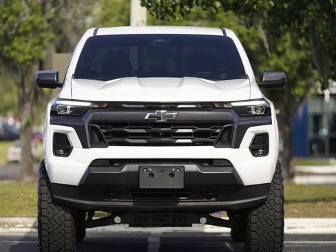 Used 2024 Chevrolet Colorado LT w/ LT Convenience Package III AWD/4WD image 30