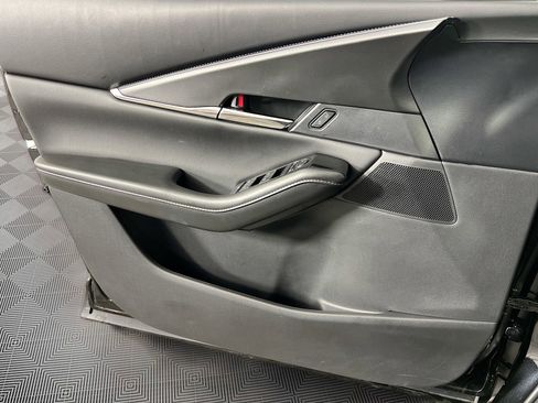 Certified 2025 MAZDA CX-30 AWD 2.5 S w/ Preferred Package image 18