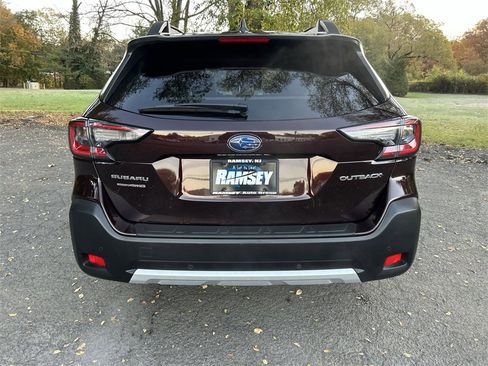 Certified 2024 Subaru Outback Limited image 7