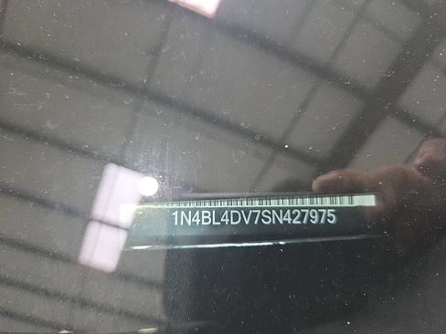 Used 2025 Nissan Altima 2.5 SV FWD image 5