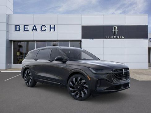 New 2026 Lincoln Nautilus Reserve w/ Jet Appearance Package AWD/4WD image 1