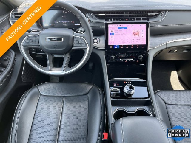 Certified 2025 Jeep Grand Cherokee Limited w/ Luxury Tech Group II AWD/4WD image 15