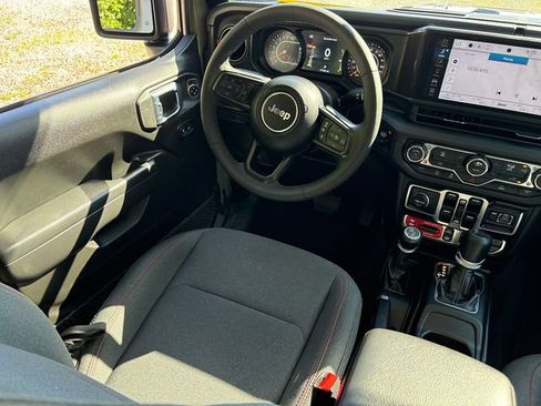 Used 2026 Jeep Gladiator Rubicon AWD/4WD image 20