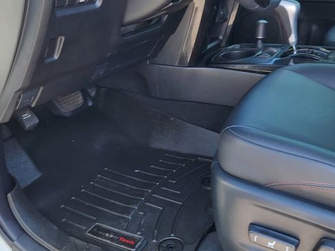 Used 2021 Toyota 4Runner TRD Off-Road Premium w/ Moonroof Package AWD/4WD image 29