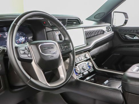Used 2023 GMC Yukon Denali AWD/4WD image 26