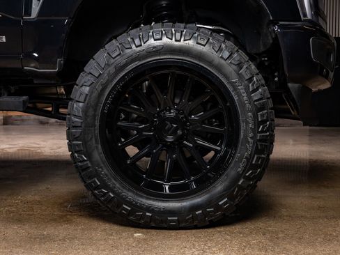 Used 2025 Ford F250 Lariat w/ Lariat Ultimate Package image 12