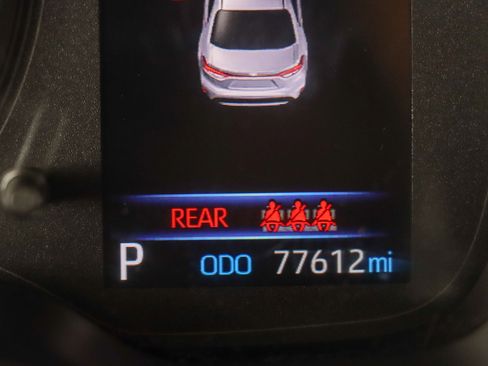 Used 2020 Toyota Corolla LE FWD image 16