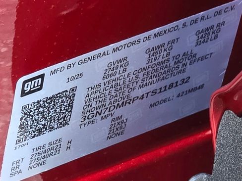 New 2026 Chevrolet Equinox EV LT w/ LPO, Blackout Package image 34