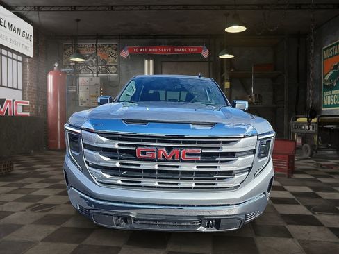 New 2026 GMC Sierra 1500 SLE w/ Preferred Package AWD/4WD image 18