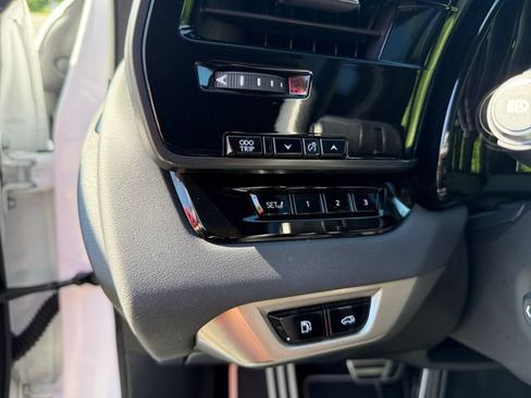 Used 2023 Lexus RX 350 F Sport w/ Accessory Package AWD/4WD image 31