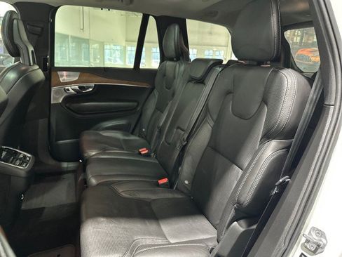 Used 2017 Volvo XC90 T6 Inscription w/ Vision Package AWD/4WD image 6