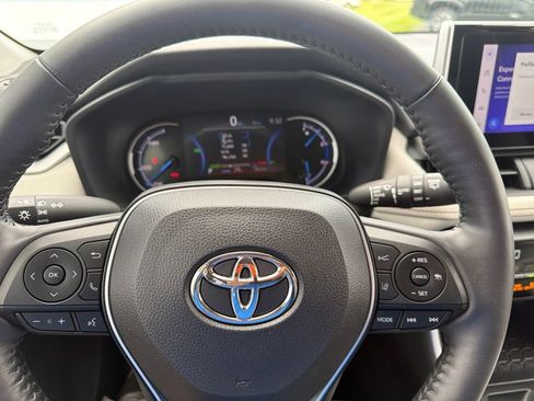 Certified 2023 Toyota RAV4 XLE w/ Convenience Package AWD/4WD image 14