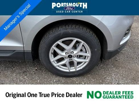 Used 2024 Ford Edge SEL image 25