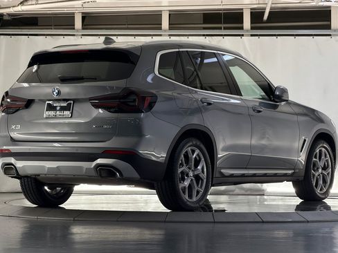 Used 2024 BMW X3 xDrive30i w/ Premium Package w/ZPA AWD/4WD image 9