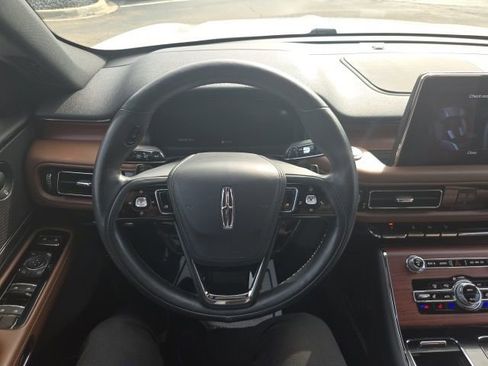 Used 2023 Lincoln Aviator Reserve w/ Elements Package Plus image 7