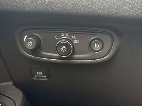 Used 2019 GMC Terrain Denali w/ Comfort Package image 16