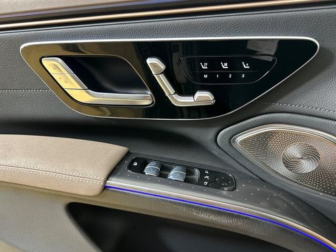 Used 2022 Mercedes-Benz EQS 450+ Sedan image 10