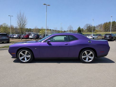 Used 2023 Dodge Challenger R/T Scat Pack w/ Plus Package RWD image 2