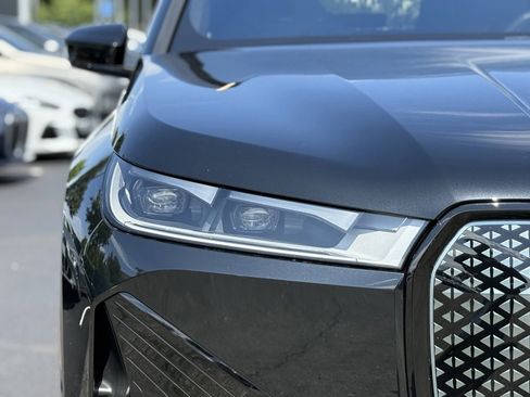 Used 2025 BMW iX xDrive50 w/ Premium Package image 12