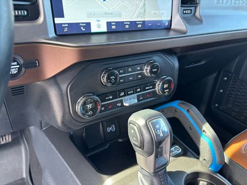 Used 2023 Ford Bronco Outer Banks AWD/4WD image 20