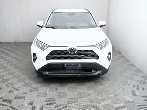 Used 2020 Toyota RAV4 XLE w/ Carpet Mat Package AWD/4WD image 2