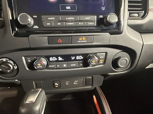 Used 2023 Nissan Frontier PRO-4X w/ Technology Package AWD/4WD image 25