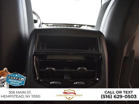 Used 2025 Jeep Grand Cherokee Altitude AWD/4WD image 31