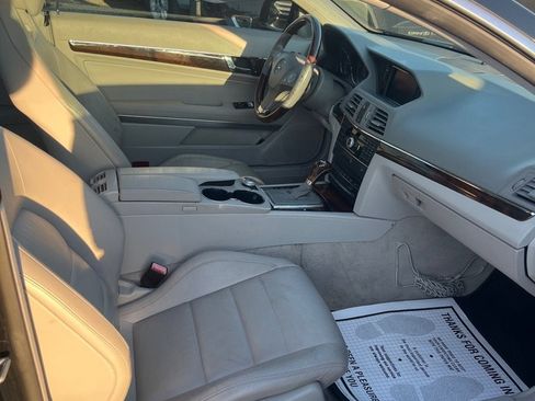 Used 2011 Mercedes-Benz E 550 Coupe image 16