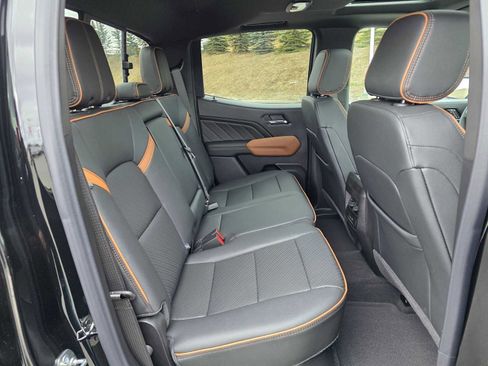 New 2026 GMC Canyon AT4 AWD/4WD image 12