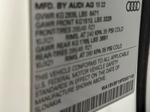 Used 2023 Audi Q8 Premium Plus w/ Premium Plus Package AWD/4WD image 28