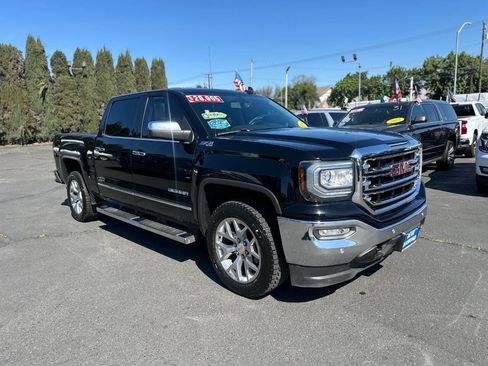 Used 2018 GMC Sierra 1500 SLT w/ SLT Premium Package image 2