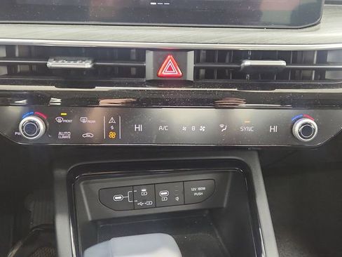 Certified 2025 Kia K5 EX image 18