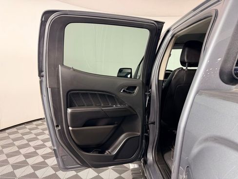 Used 2022 GMC Canyon Denali image 30