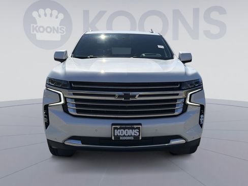 Used 2023 Chevrolet Suburban High Country w/ Premium Package AWD/4WD image 11