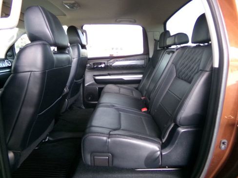 Used 2016 Toyota Tundra Platinum AWD/4WD image 12