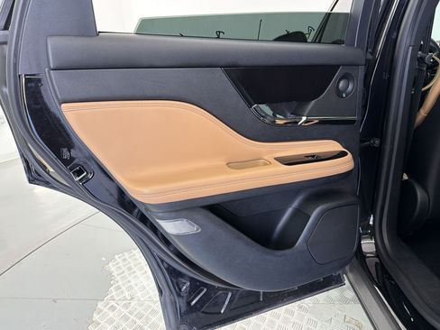 Used 2020 Lincoln Corsair Reserve w/ Elements Package FWD image 27