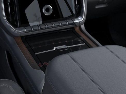 New 2026 GMC Yukon Denali w/ Denali Reserve Package image 23