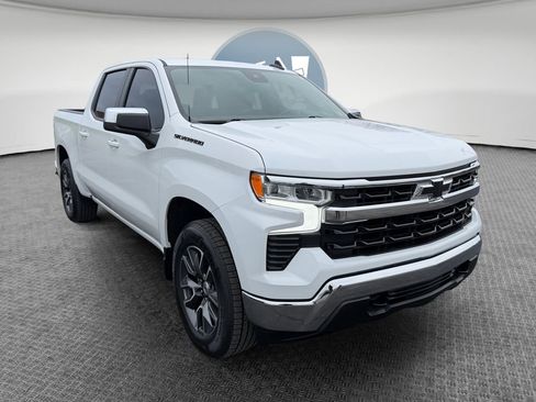 Certified 2024 Chevrolet Silverado 1500 LT AWD/4WD image 1