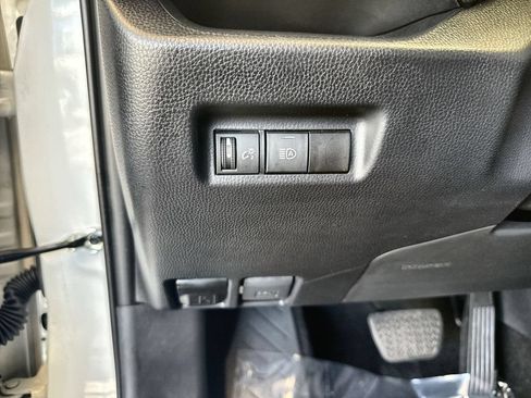 Used 2025 Toyota RAV4 LE FWD image 8