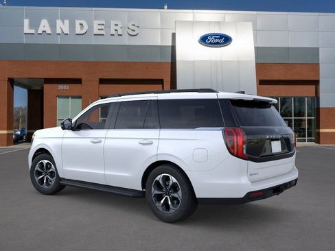 New 2026 Ford Expedition Active image 4