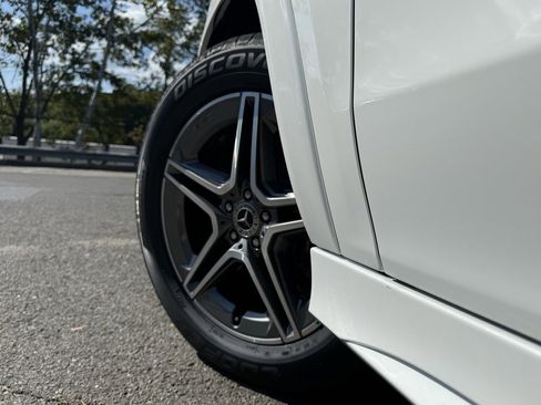 New 2026 Mercedes-Benz GLE 580 4MATIC image 16