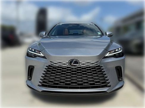 Used 2025 Lexus RX 350 Premium w/ Accessory Package (Z1) FWD image 3