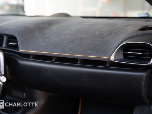 Used 2025 McLaren Artura Spider RWD image 29