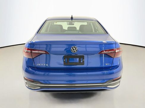 Used 2023 Volkswagen Jetta SEL FWD image 6