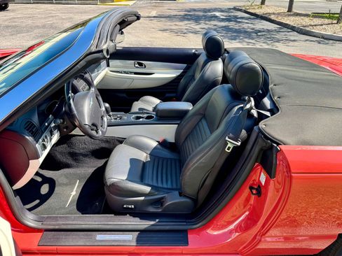Used 2003 Ford Thunderbird image 6