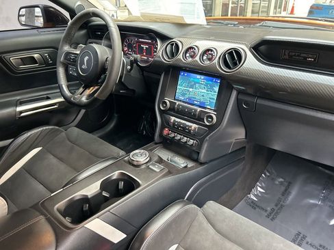 Used 2020 Ford Mustang Shelby GT500 w/ Technology Package image 28