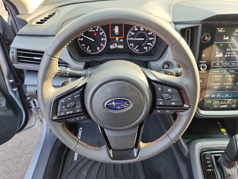 Used 2024 Subaru Crosstrek 2.5i Limited AWD/4WD image 19