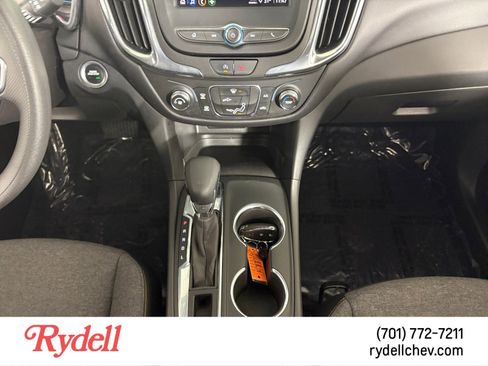 Used 2023 Chevrolet Equinox LT w/ LPO, Floor Liner Package image 15