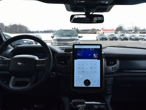 Used 2024 Ford F150 Lightning Lariat image 44