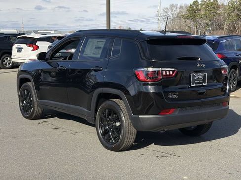 New 2026 Jeep Compass Latitude AWD/4WD image 11
